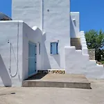 Kaniaris