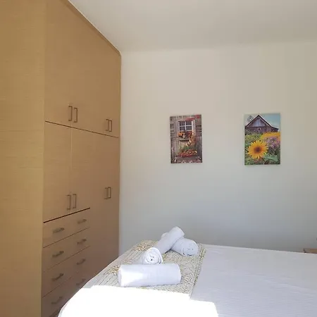 Kaniaris Apartment